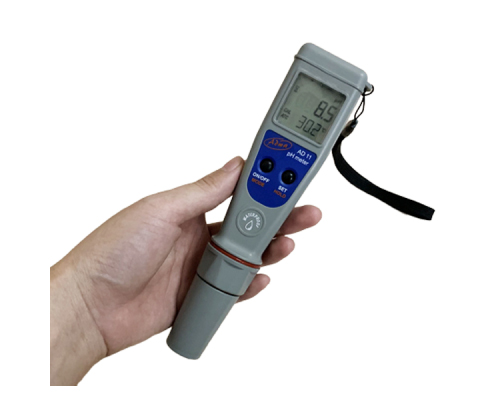 Máy đo pH và nhiệt độ dạng bút AD11 (Rumani) dễ dàng sử dụng trong nhiều môi trường làm việc
