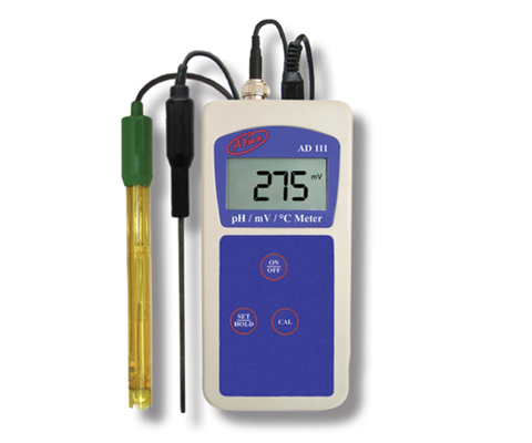 Máy đo pH Adwai Instruments AD111 đo được cả độ ph và nhiệt độ