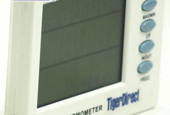 Tham khảo dụng cụ đo độ ẩm không khí TigerDirect HMAMT-109