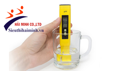 Sử dụng máy đo pH xác định pH